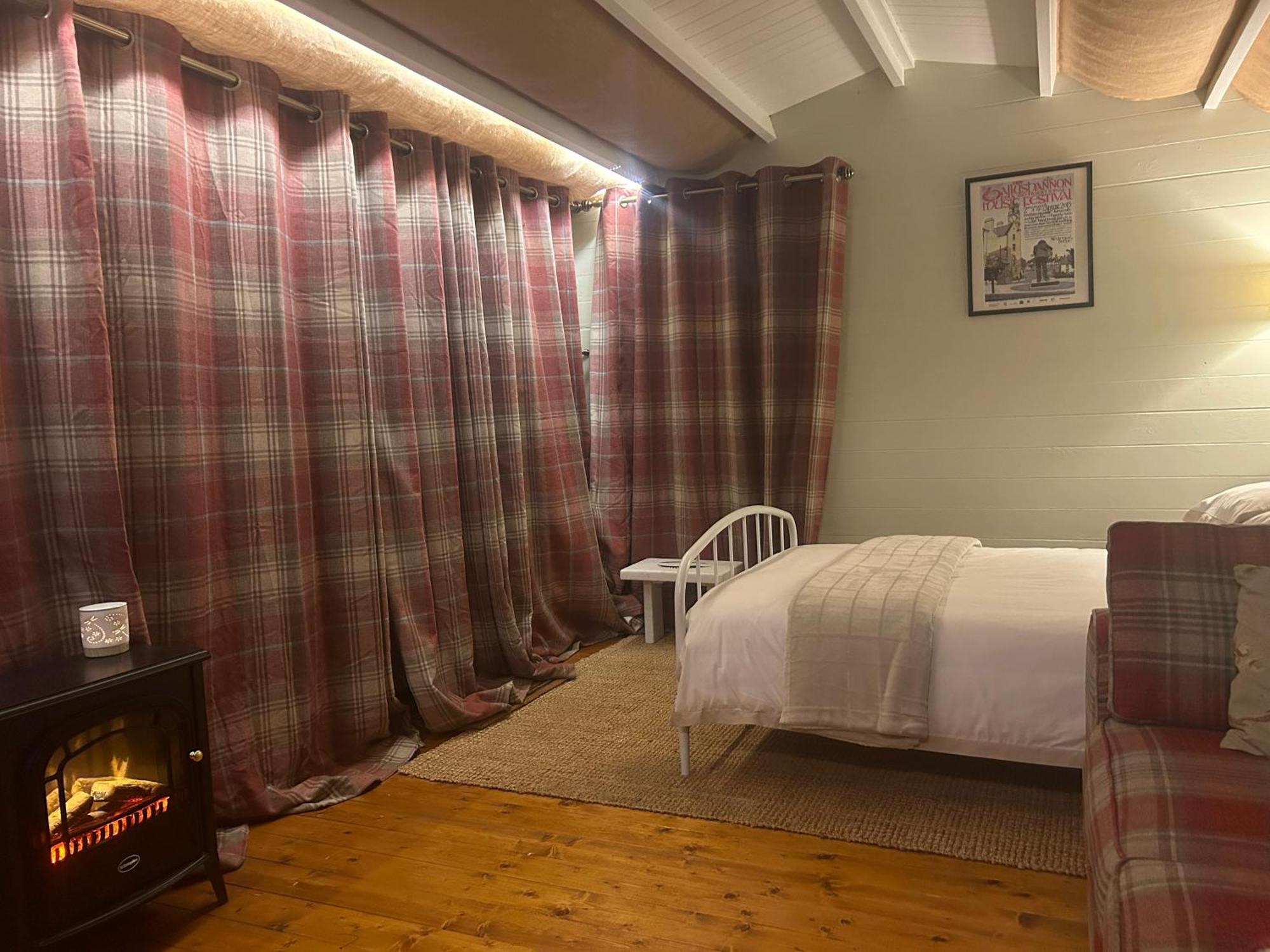 The Creevy Cabin Ballure Eksteriør bilde