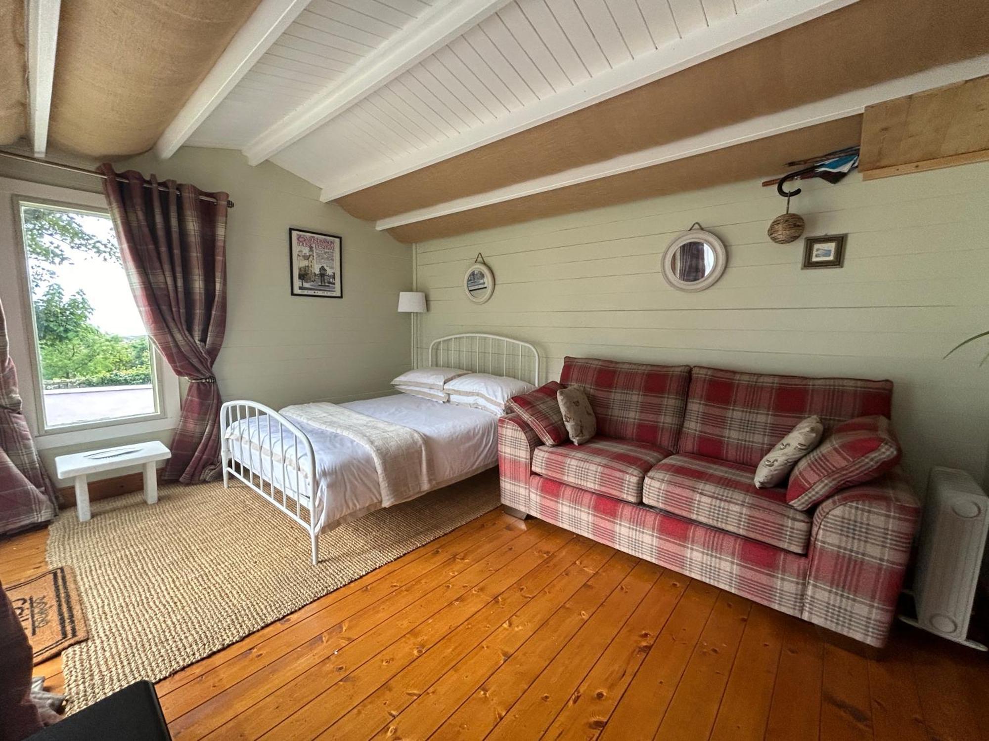 The Creevy Cabin Ballure Eksteriør bilde